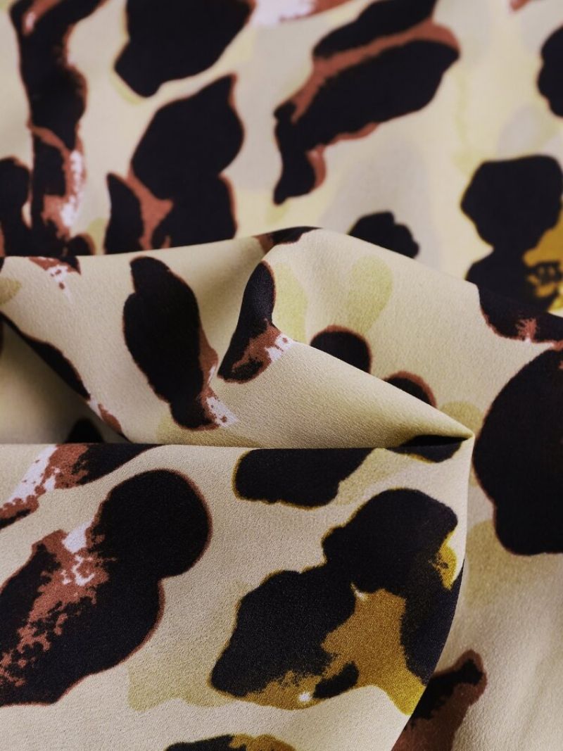 Bluza Kratkih Rukava Sa Spuštenim Ramenima S Leopard Printom