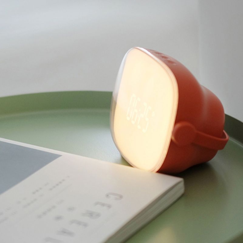 Lampa Za Tv Sa Satom Za Unutarnju Spavaću Sobu Retro Noćno Svjetlo Dizajnirano Za Tv Usb Punjiva Led Stolna Svjetiljka Prekidač Budilica
