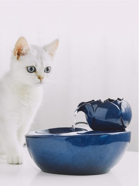 Dozator Vode Za Mačke Potrepštine Za Pse Za Kućne Ljubimce Fontana S Tekućom Vodom Voda Za Hranjenje Mačaka Za Piće Artefakt Automatska Cirkulacija