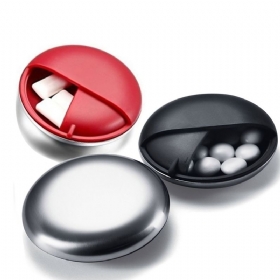 Okrugla Kutija Za Tablete U Obliku Šaha. Kreativna Za Slatkiše Od Nehrđajućeg Čelika