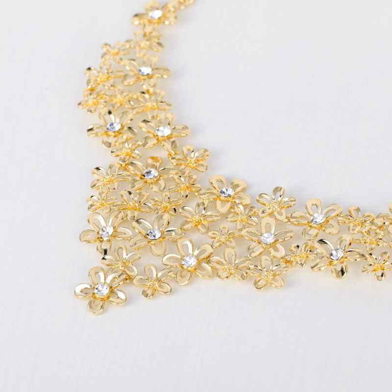 Komplet Ogrlica Od Legure Kc Zlato Izuzetan Dijamant S Cvjetnim Dizajnom I Naušnice Set Od Dva Dijela