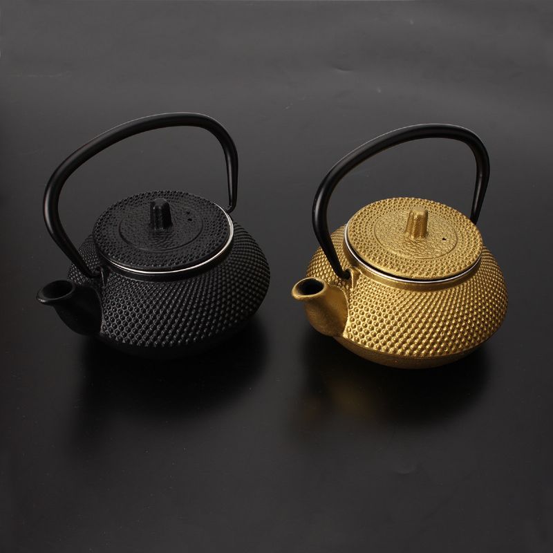 Čajnik Od Lijevanog Željeza U Japanskom Stilu Dolazi S Cjedilom Za Čaj