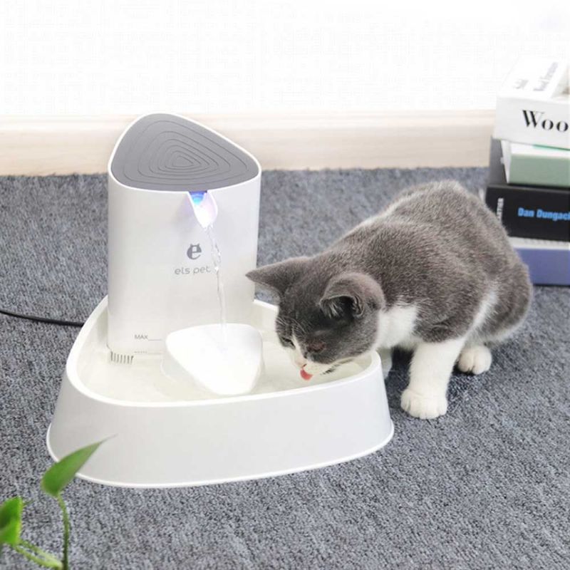 1.8l Fashion Generous Cat Dog Električna Pojilica Loop Tihi Dozator Vode Mute Four Filter Pet Smart Shell Drinker