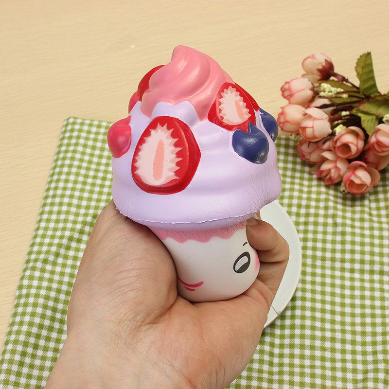 Leilei Squishy Jagoda Voće Sladoled Cupcake Slow Rising Original Ambalaža Kolekcija Poklon