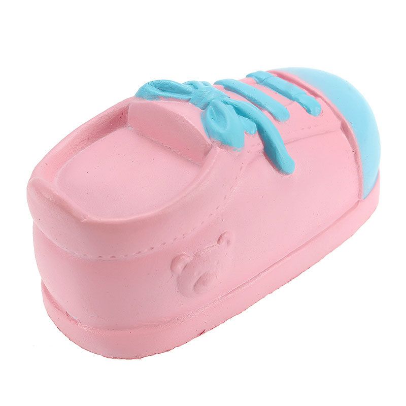 Squishy Shoe 13 cm Sporo Raste S Pakiranjem Kolekcija Poklon Dekor Soft Squeeze Igračka
