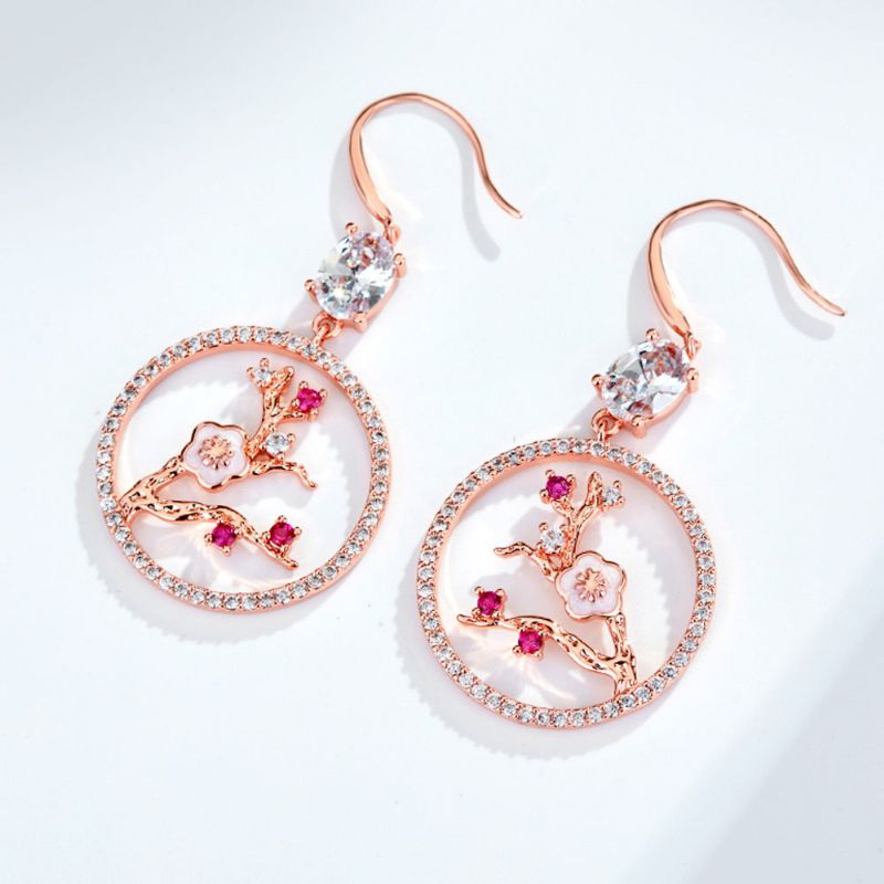 Caromay Palace Style Plum Blossom Earrings Trendy Plume Tassel Obruči Za Žene Cvjetne Viseće Naušnice Asimetričnog Dizajna