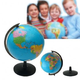 Karta Atlasa Globusa Svijeta Sa Stalkom Za Dječje Obrazovne Predmete Za Uređenje Doma. Školski Uredski Pribor
