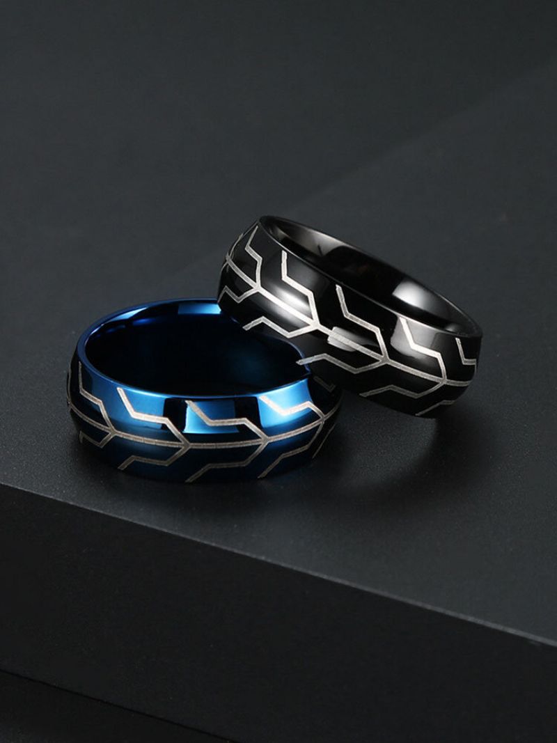 Prsten Od Nehrđajućeg Čelika U Trendovskom Obliku S Jednostavnim Geometrijskim Uzorkom