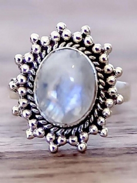 Vintage Geometrijski Prsten Od Prirodnog Kamenog Kamena Metalni Ovalni Od Kaldrme Na Prst
