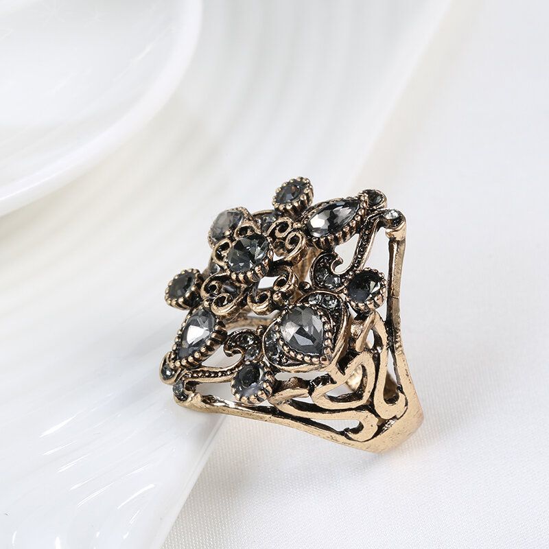 Vintage Metalni Sivi Dijamantni Prsten Drevni Zlatni Izrezbareni Šuplji Kristalni Za Prste