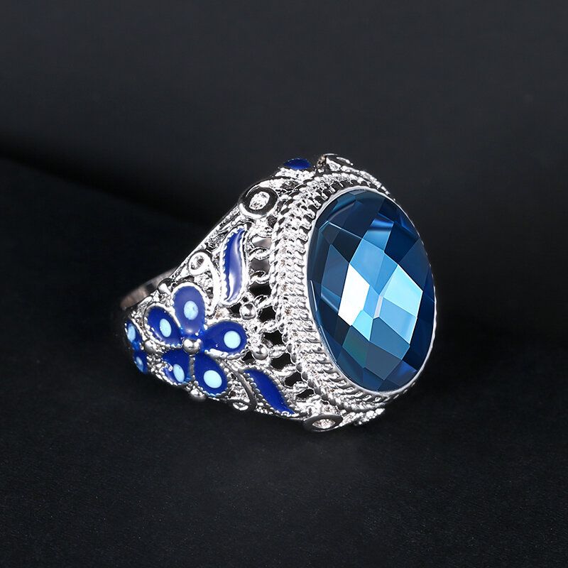 Vintage Prsten Od Plavog Stakla I Kamena Metalni Šuplji Izrezbareni Emajlirani Za Prst